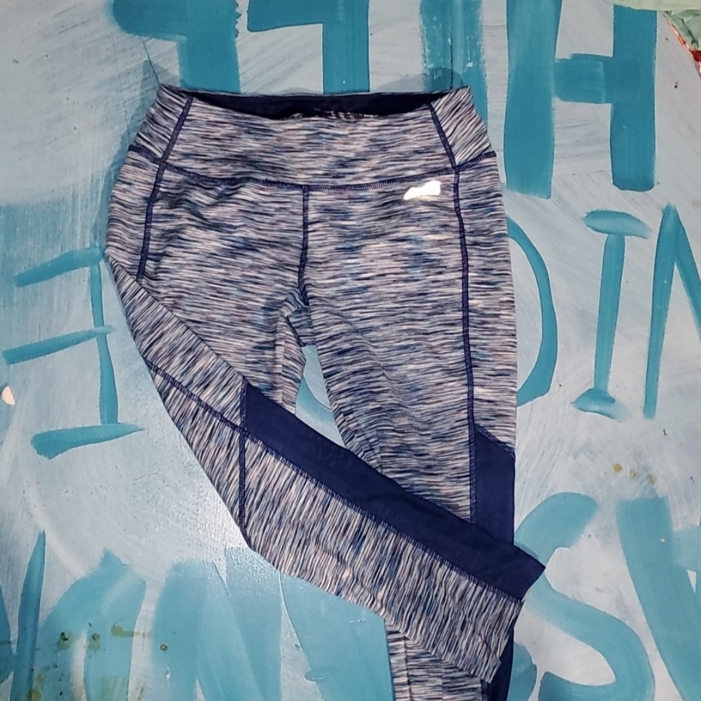 Avia blue croped leggings
